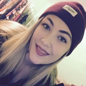 Meet your Posher, Leeauna